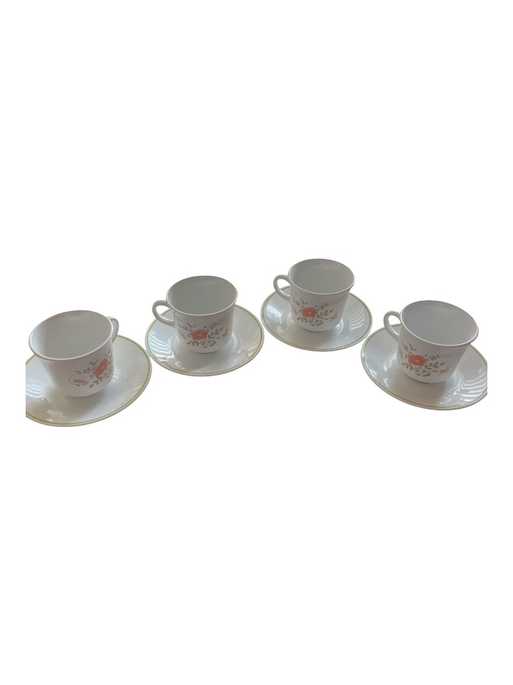 New set of 8 Vintage Corelle by Corning Wildflower cups & saucers